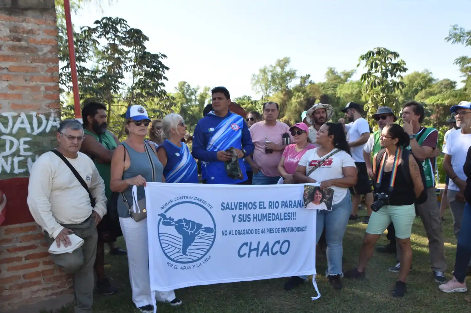 remada en defensa del Río Paraná