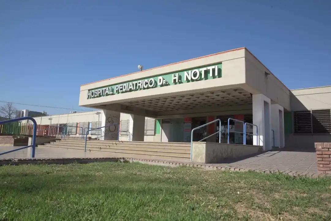 Horror: una nena de dos años sufrió la amputación de su brazo derecho tras introducirlo en un secarropas