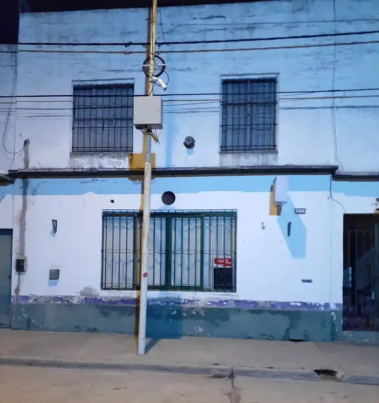 Aprehendieron a cuatro jóvenes por vandalizar  cámaras de seguridad en Villa Laza