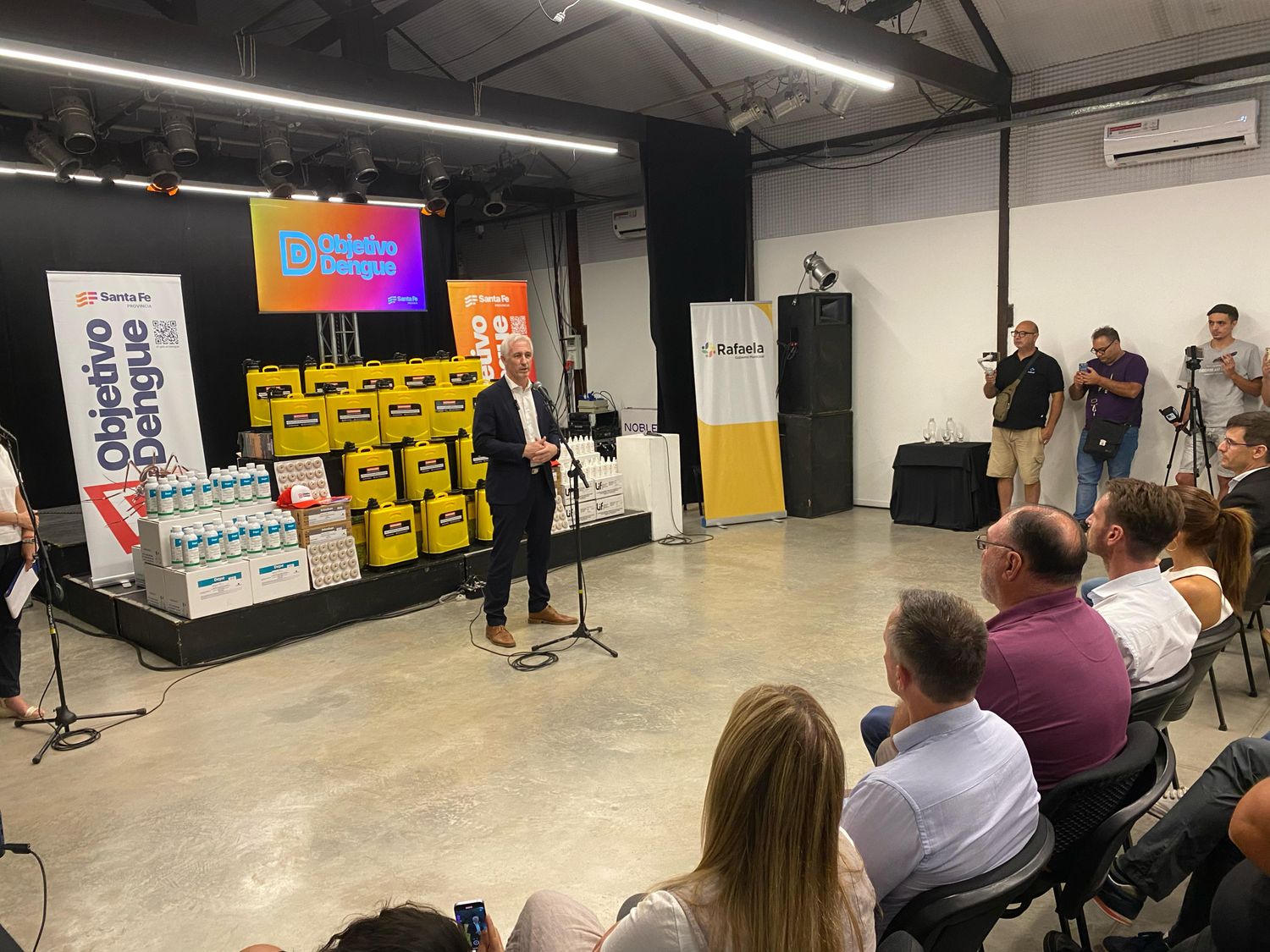 La provincia entrega insumos y equipamientos para combatir el dengue en Rafaela y la región