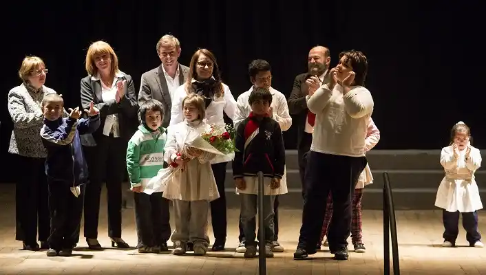 Homenaje a la Maestra Ilustre, Patricia Bianchi, y a docentes jubilados
