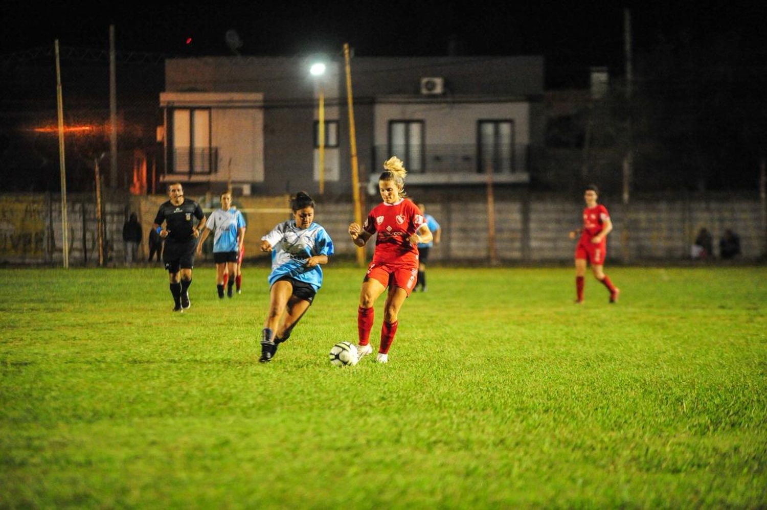 Tras el cierre de la Copa Gualeguaychú, comienza el Torneo Oficial para las chicas.