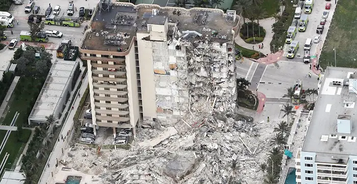 Colapsó un edificio de doce pisos en Miami y hay nueve argentinos desaparecidos