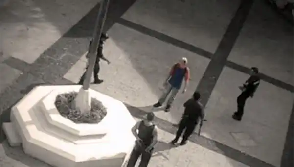 San Isidro: Policías golpean a alumno de 13 años en el patio de una escuela