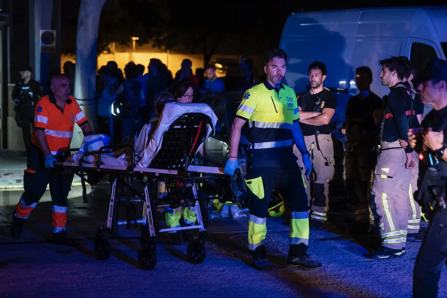Un muerto y 19 hospitalizados tras incendio de una residencia de ancianos en España