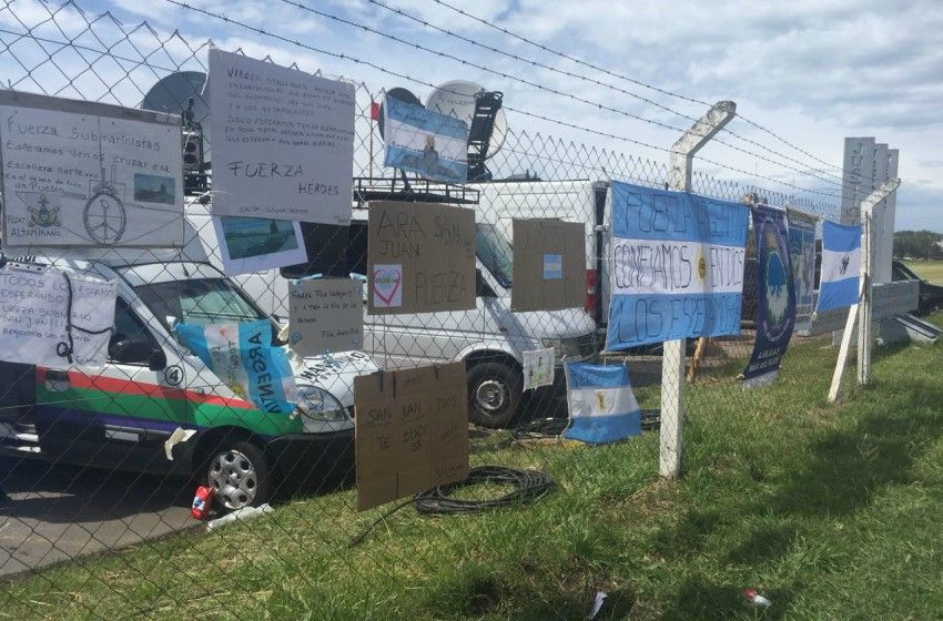 Mar de Plata en vilo, apoya a los 44 tripulantes del ARA San Juan