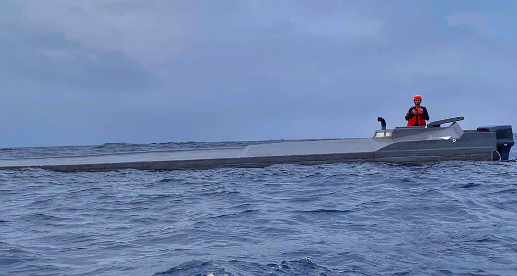 Incautan megasubmarino del narcotráfico en Colombia: CON CARGAMENTO DE 3 TONELADAS DE DROGA (+ Fotos)