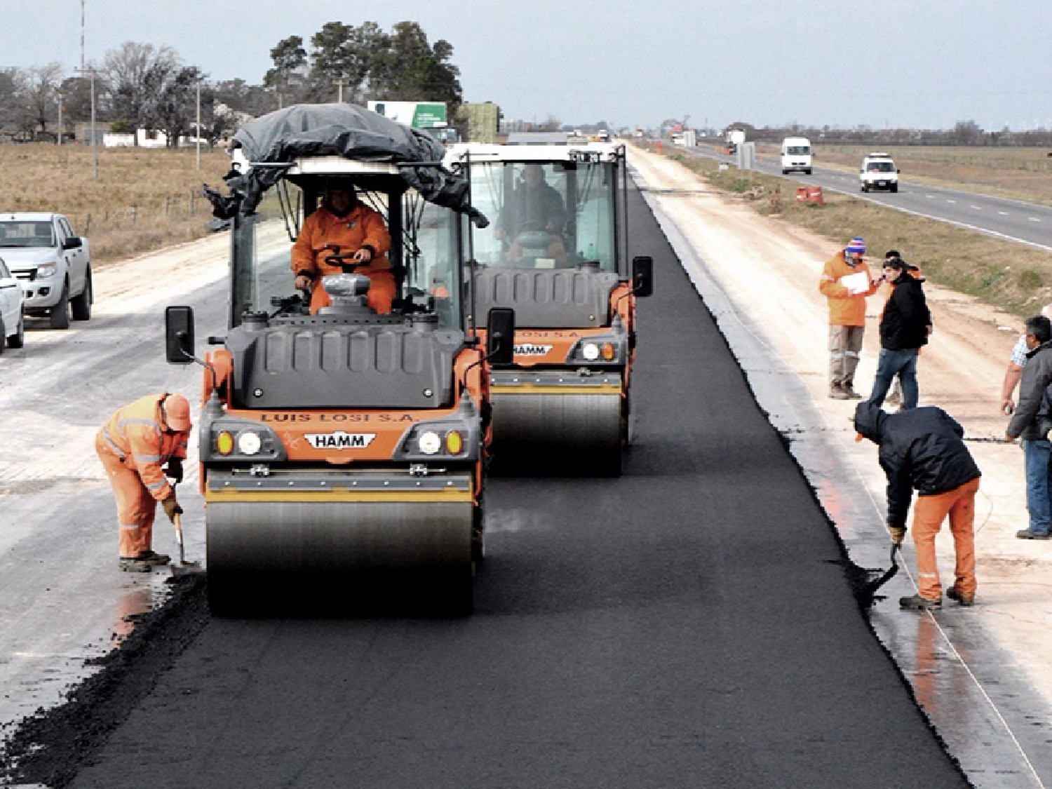 Impulsan reducir el IVA que pagan las comunas por la obra pública para generar empleo