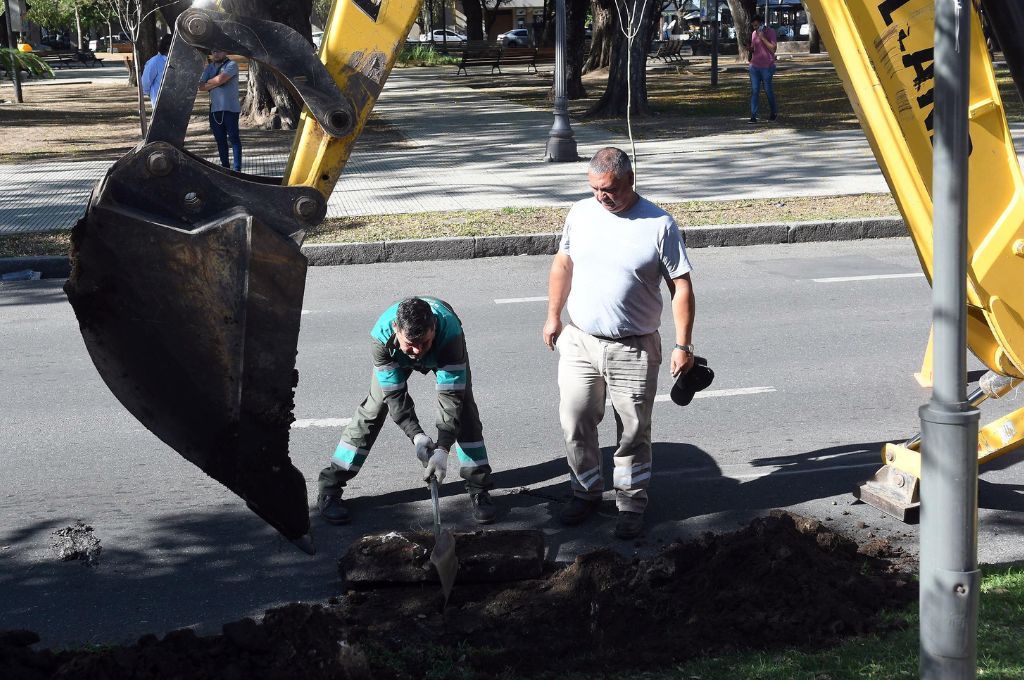 La ciudad de Santa Fe completa estudios de suelo en Bulevar al 1600