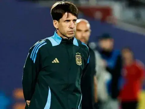 Diego Placente, el DT que llevó a Argentina a una final de Mundial Sub 20 después de 18 años.