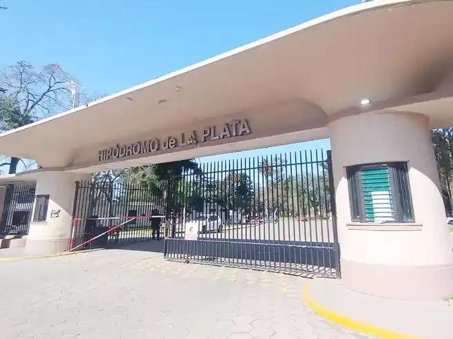 Martes 16: Actividad Hipódromo de La Plata