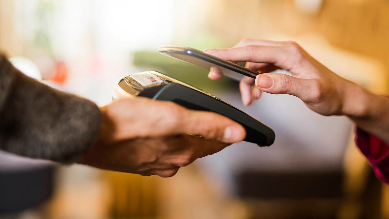 La broma viral en redes sobre el pago por NFC