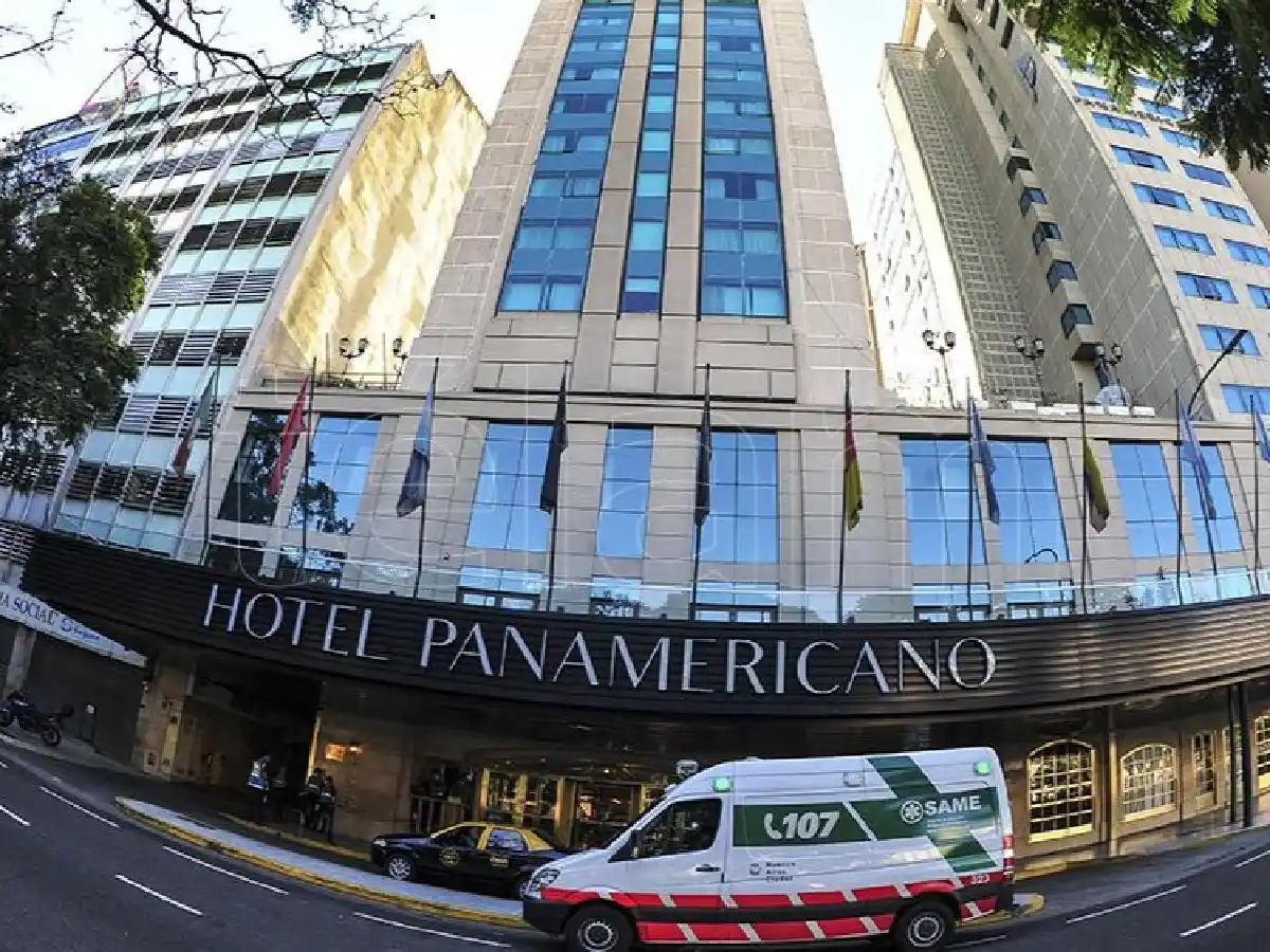 Ocho hoteles recibieron a 584 pasajeros de Ezeiza para comenzar el aislamiento