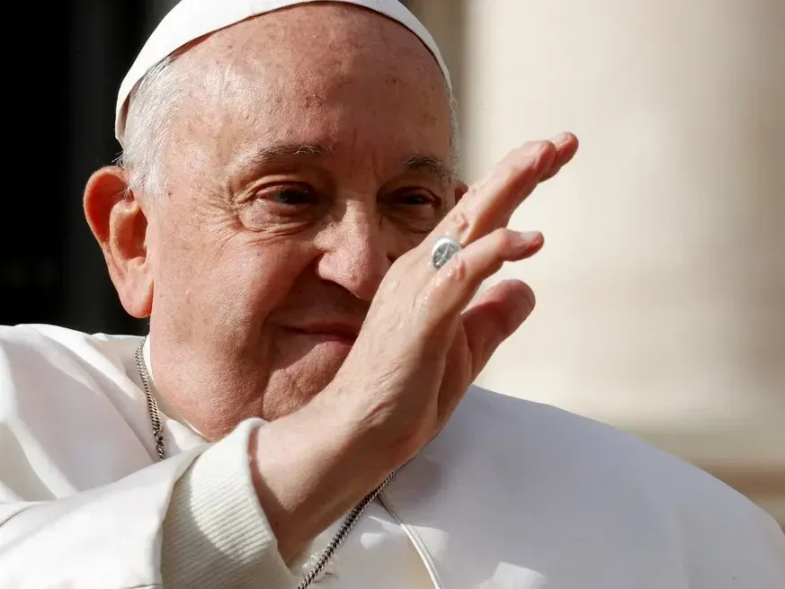 Papa Francisco. Crédito: Reuters/Ciro de Luca