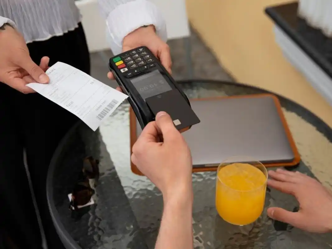 La medida busca que los consumidores conozcan el impacto real del IVA