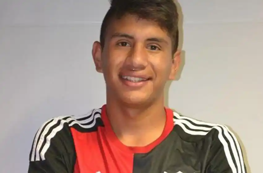 Newell’s puso un freno