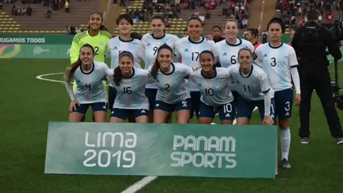 Panamericanos: el seleccionado argentino de fútbol femenino empató