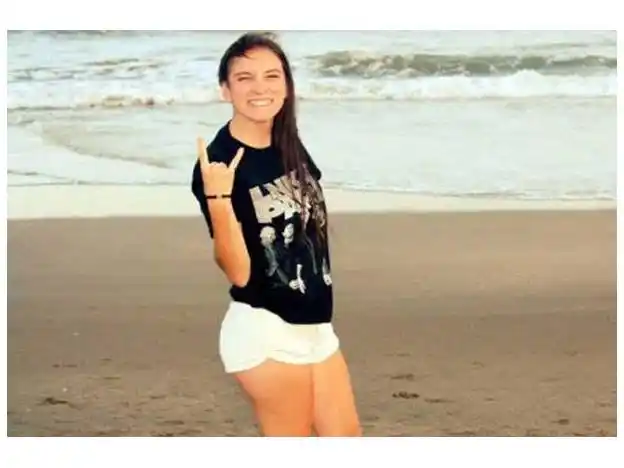 El padrastro de Ángeles habló sobre el portero