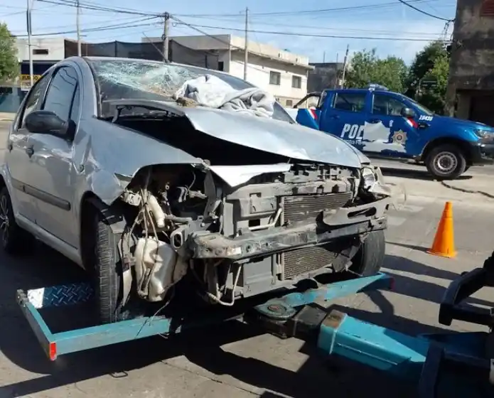 Le anularon la licencia al automovilista que generó un grave accidente y superó el límite del alcoholímetro