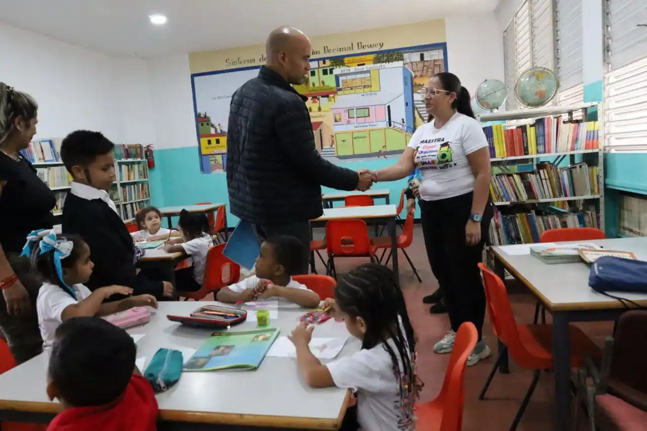 Ministro Héctor Rodríguez anuncia que las clases culminan el 18 de julio