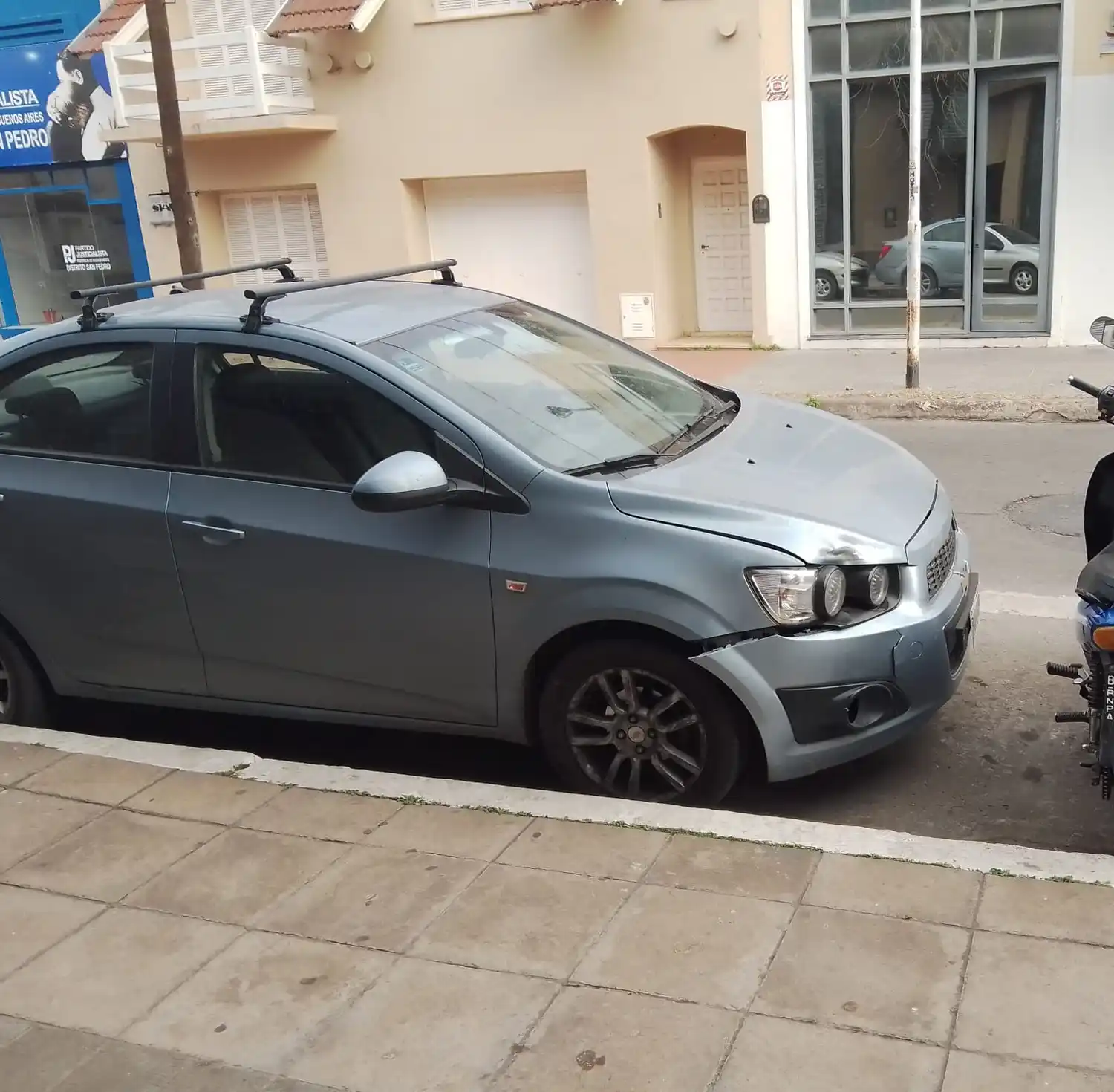 “¿Podrían respetar el estacionamiento de motos?”