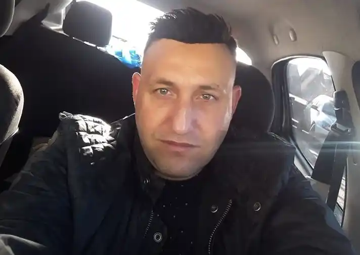 La historia del ex prefecto que fue condenado por golpear a su esposa y quemar a su amante