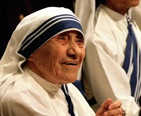 La Madre Teresa: Un diez en solidaridad