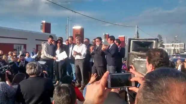 Frigerio encabeza el acto de entrega de las 131 viviendas