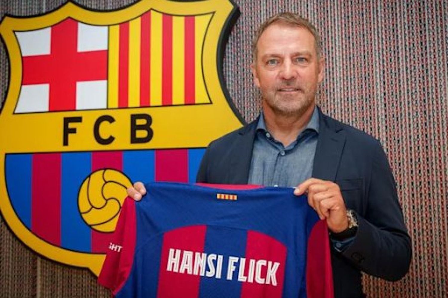 Barcelona oficializó a Hansi Flick como nuevo entrenador