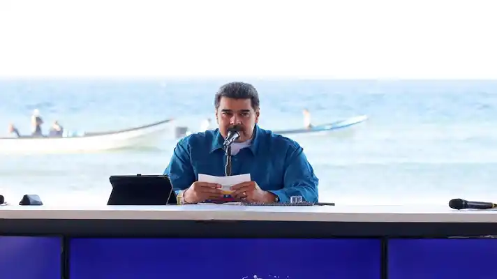 Nicolás Maduro repudia versión de Semana sobre las FARC y acusa a Duque de presunto ataque contra la AN