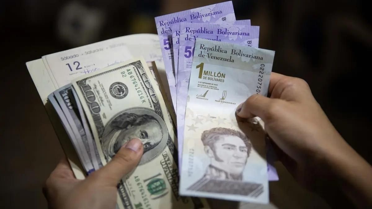 ¡LE SALIÓ DE NUEVO EL MALANDRO! Dólar paralelo vuelve a sus andanzas y supera la barrera de los 17 bolívares