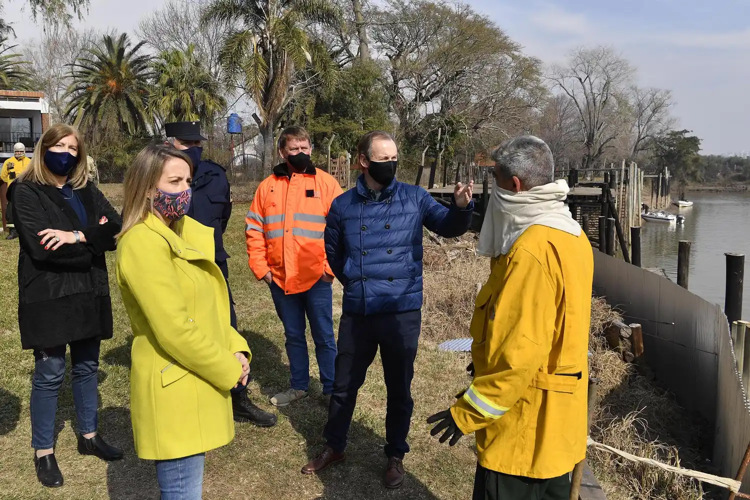 Quemas: Bordet recorrió las islas de Entre Ríos y Santa Fe 