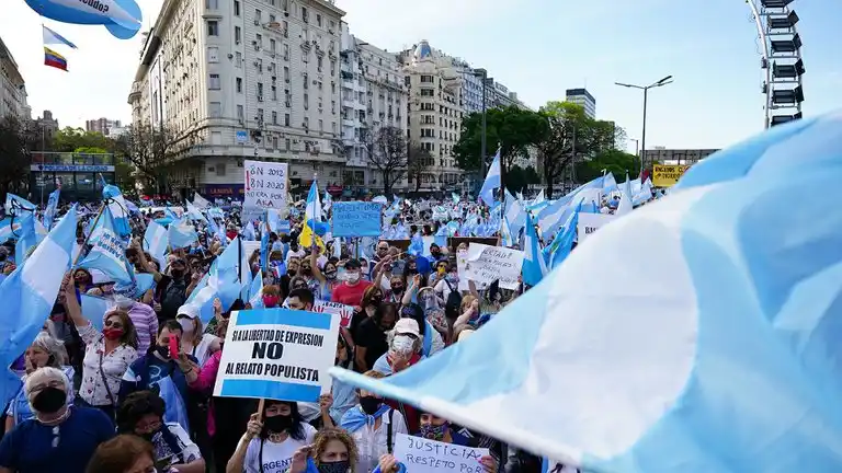 Se desarrolló una nueva manifestación contra el Gobierno