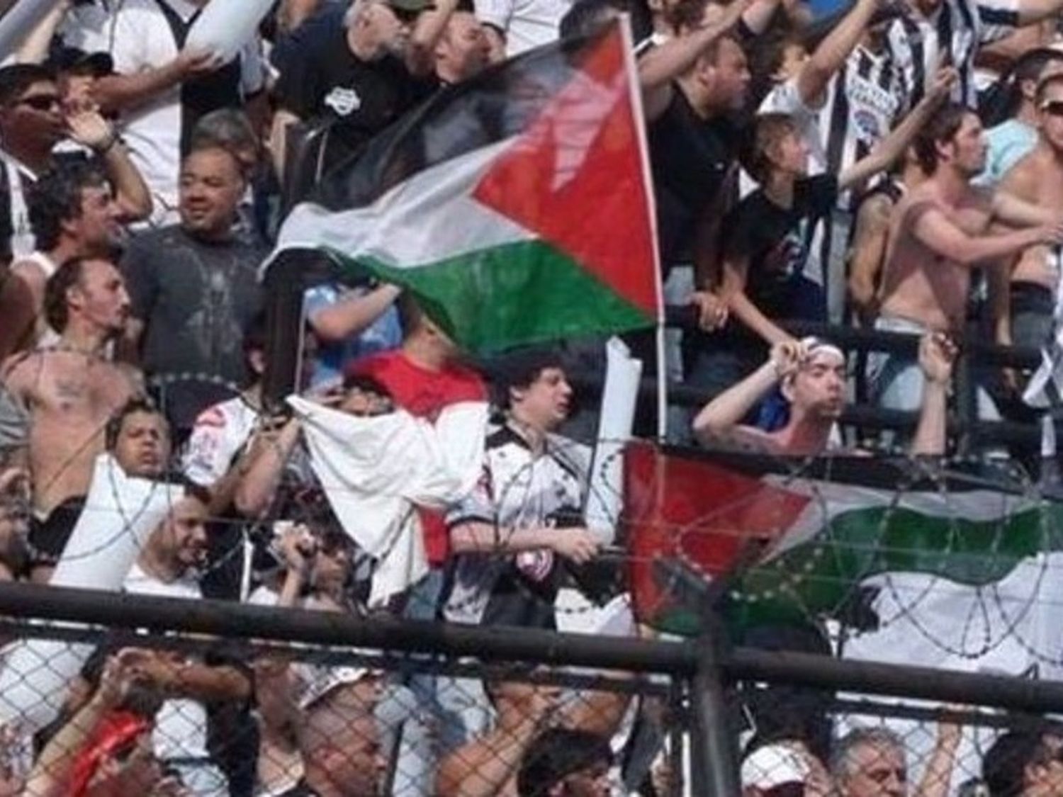Prohíben el ingreso a las canchas a un barra de All Boys por actitudes antisemitas