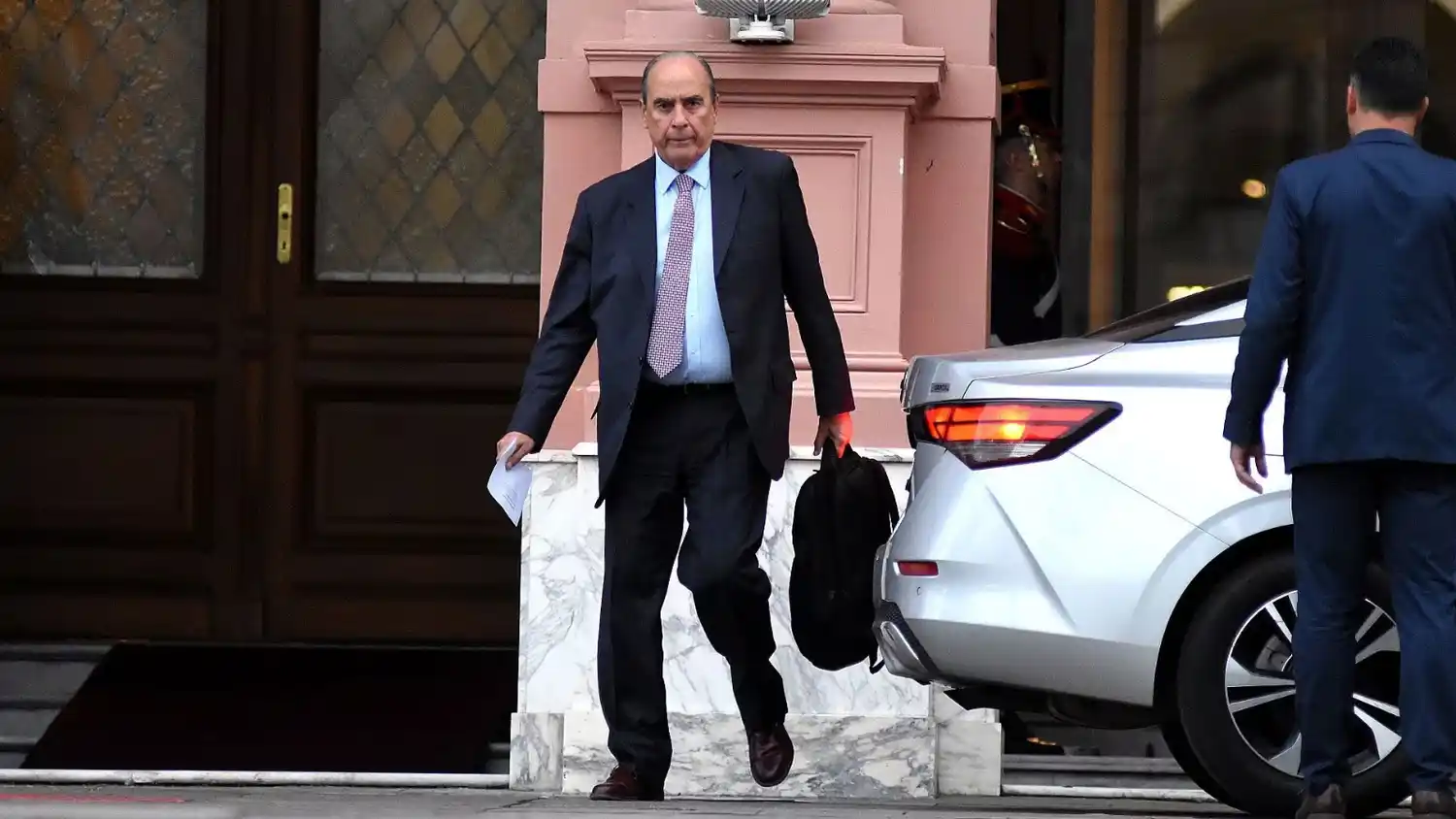 Guillermo Francos arribó al Congreso durante el cuarto intermedio