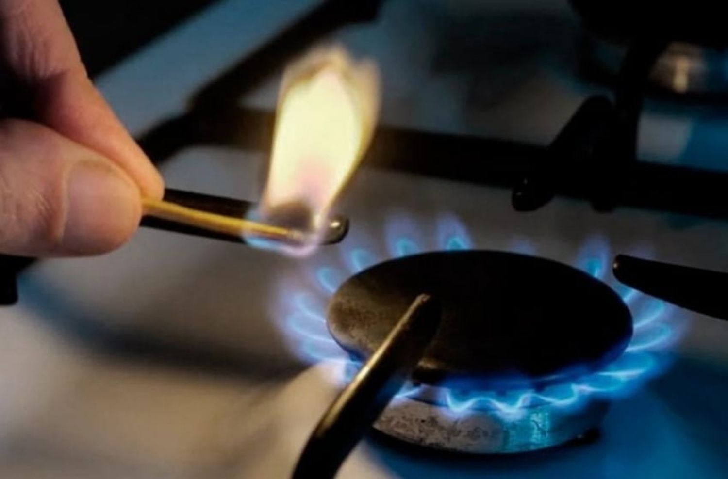 ¿Las familias bonaerenses podrían pagar hasta $80.000 de gas en invierno?