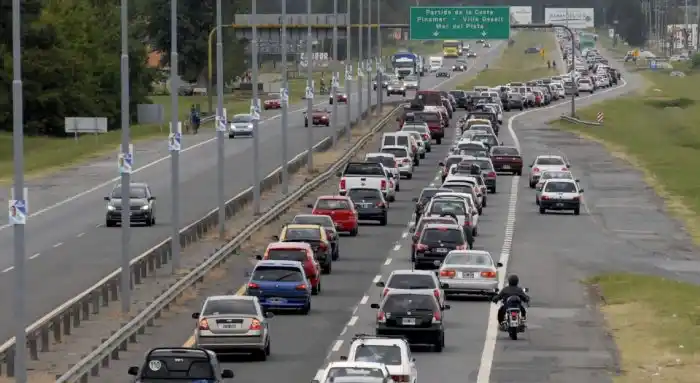 Demoras en rutas a la Costa