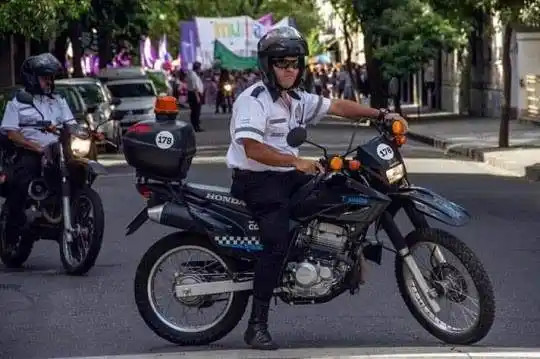 Marcha y cortes en el tránsito rosarino en repudio al G20
