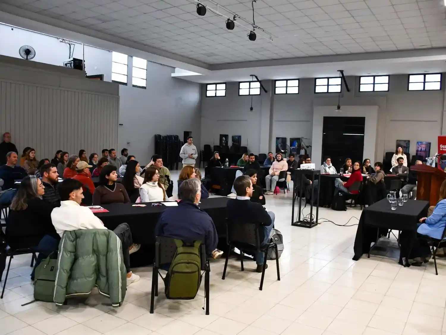 Más de 40 referentes participaron del primer taller gastronómico provincial