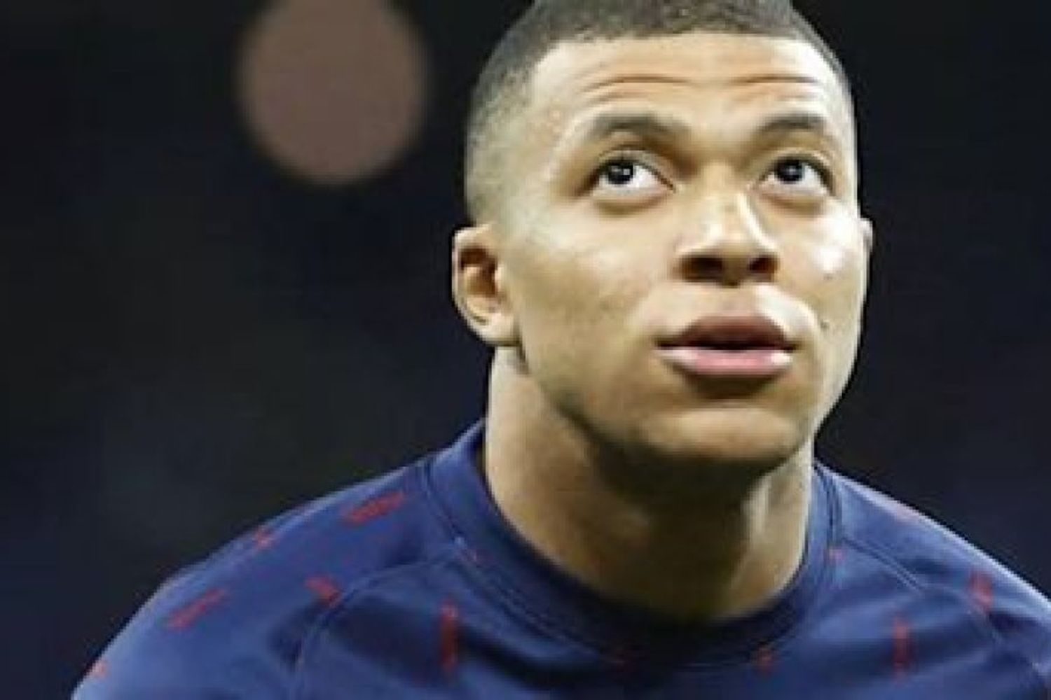 Mbappé es agente libre para negociar su futuro