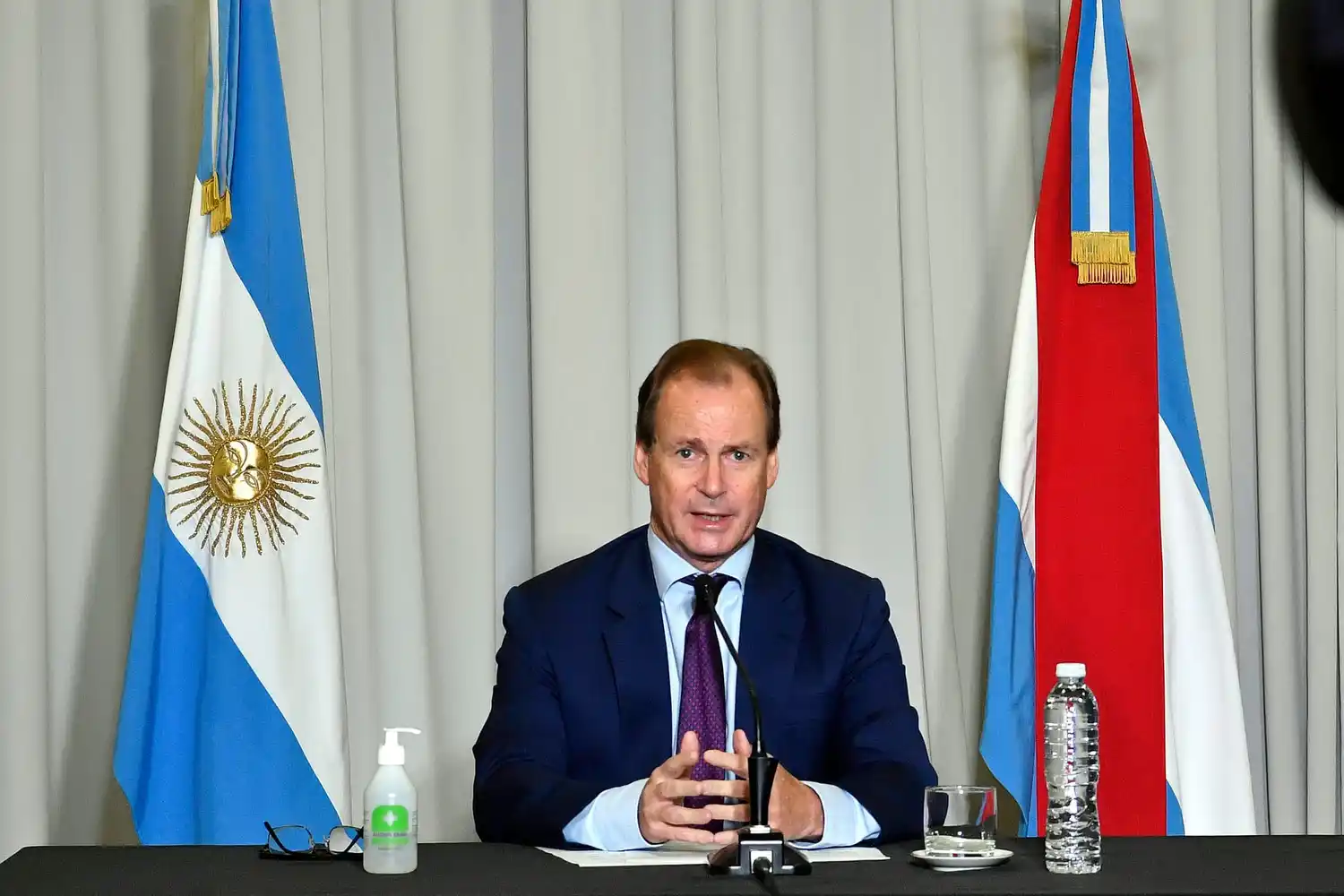 Bordet informó que seguirán las clases presenciales y adelantó que habrá medidas focalizadas