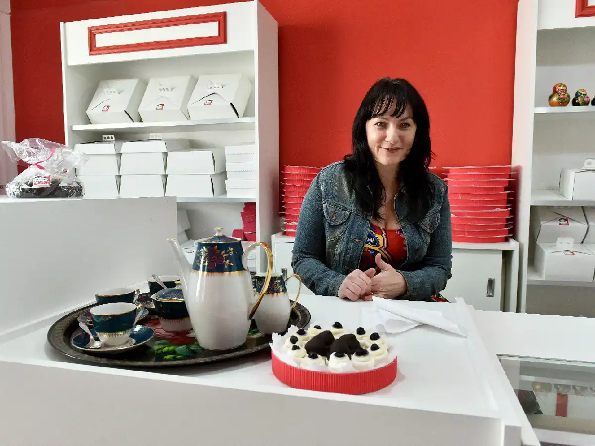 De Rusia a San Francisco: la pastelería  de Anastasia que conquista la ciudad                    