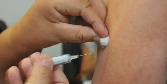 IAPOS comenzó la vacunación antigripal para afiliados