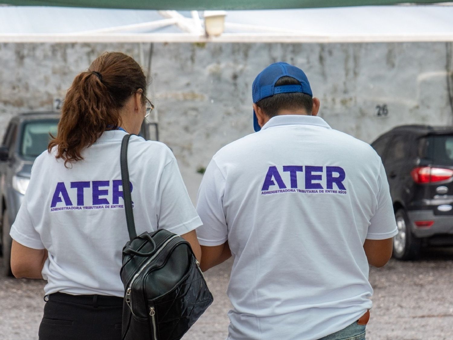 Verifican deudas y condiciones de patentamiento en playas de estacionamiento