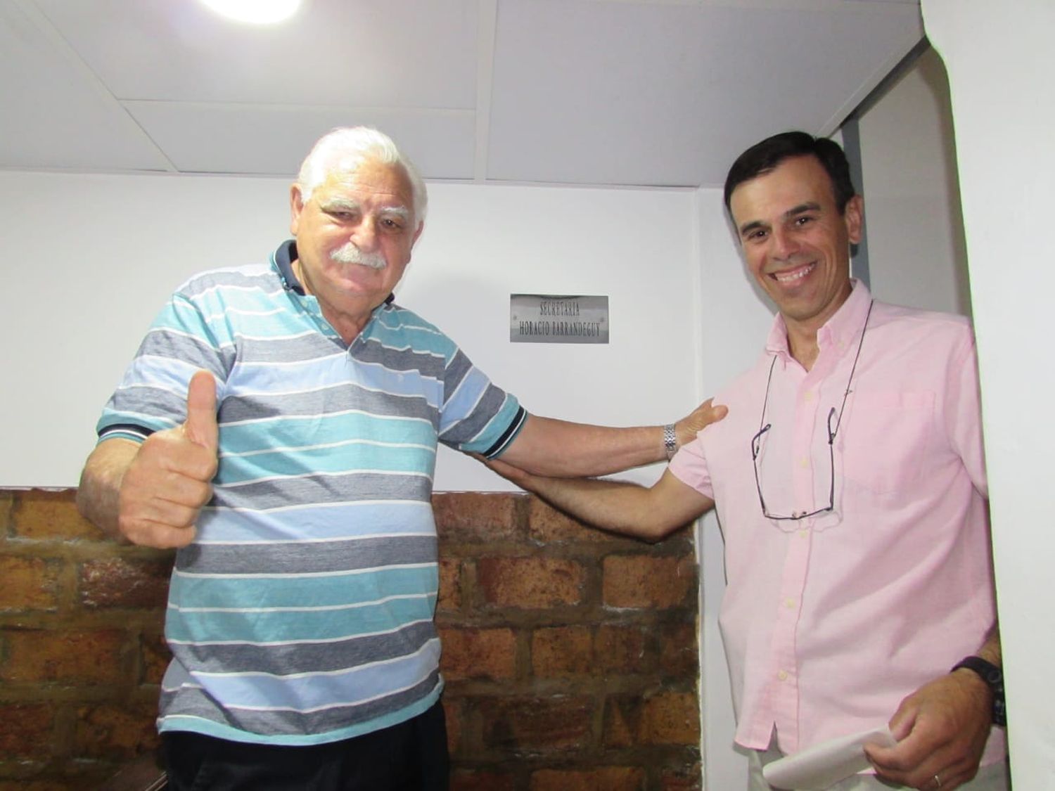 El profesor Horacio Barrandeguy, uno de los socios-fundadores de la institución junto al actual presidente de El Progreso, Edgardo Hereñú.