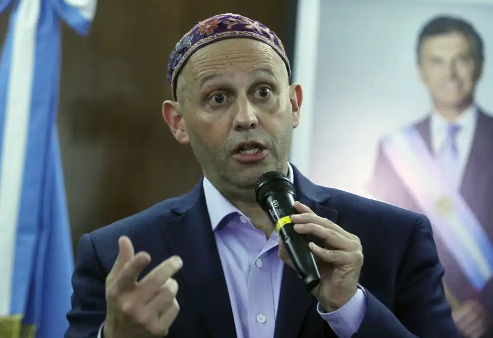 Ante la ola de rumores, el rabino Bergman negó su renuncia