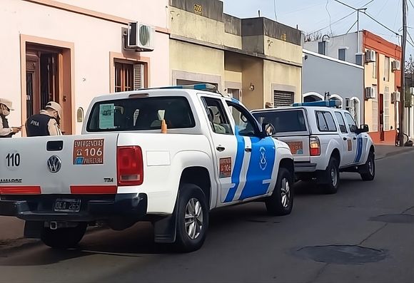 Dólares perdidos: secuestraron celulares y dinero en efectivo a los policías allanados