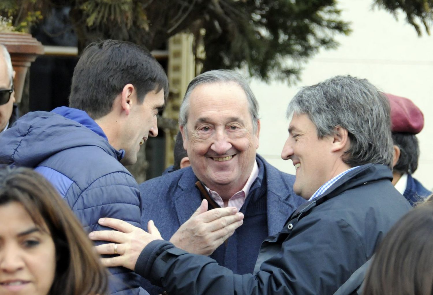 Lunghi, Nicolini e Iparraguirre juntos, como buenos vecinos
