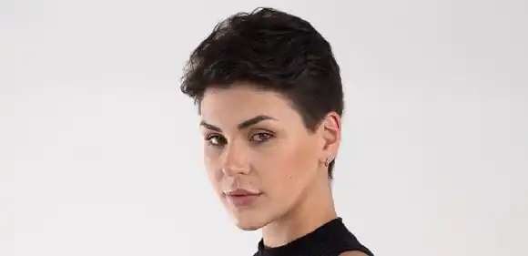 OMG: Sabrina Deraneck denunció que querían que usara «vestidos con cucarachas y chiripas»