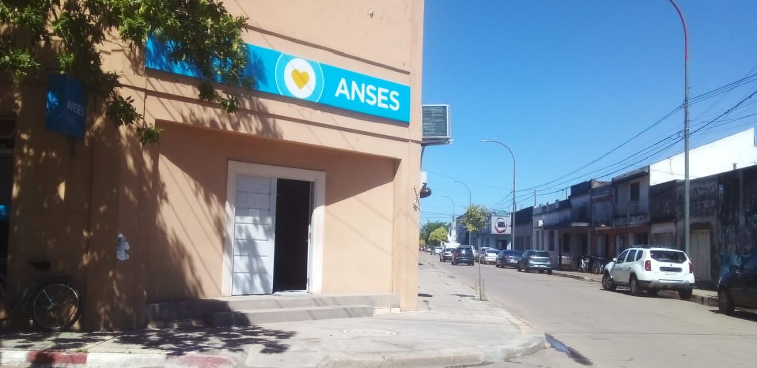 Quiénes cobran este jueves pensiones y beneficios de ANSES